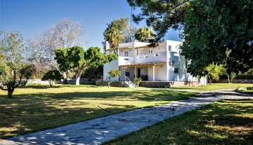 IERV1127 – Large villa with landscape garden in Ierapetra
