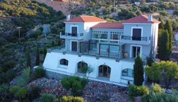ALV5551 – Magnificent Villa of 492m² in Ammoudara, Agios Nikolaos